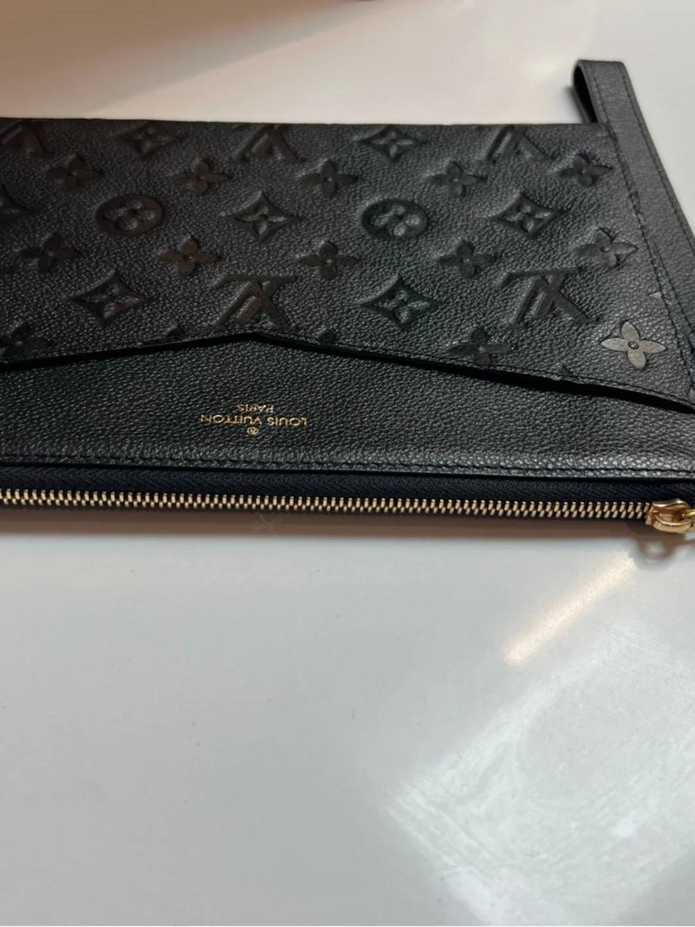Louis Vuitton Melanie Pochette - Picture 9 of 16